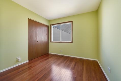 1008 Churchill Drive Naperville IL 60563