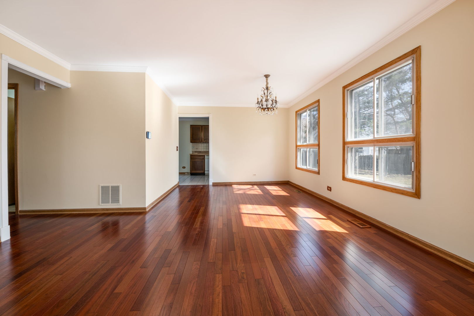 1008 Churchill Drive Naperville IL 60563