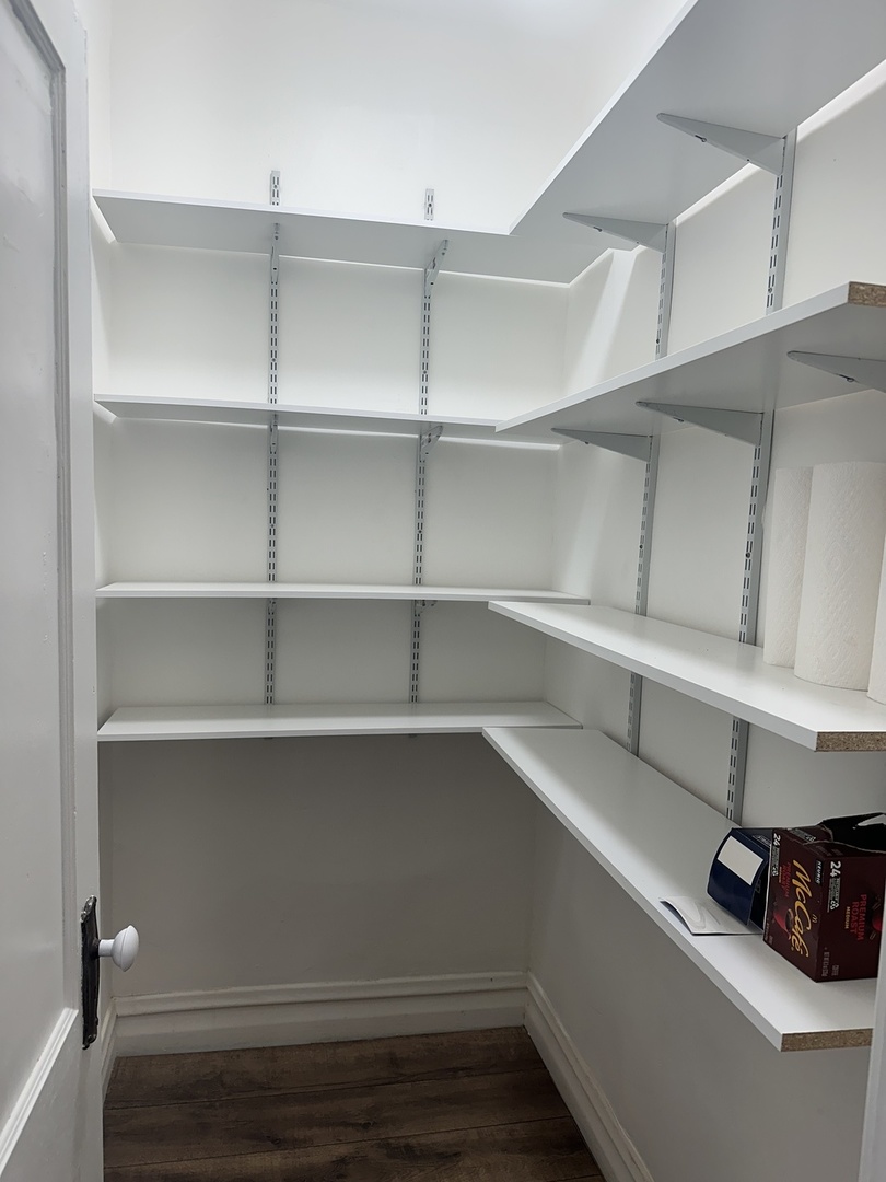 8634 South Carpenter Street Chicago IL 60620