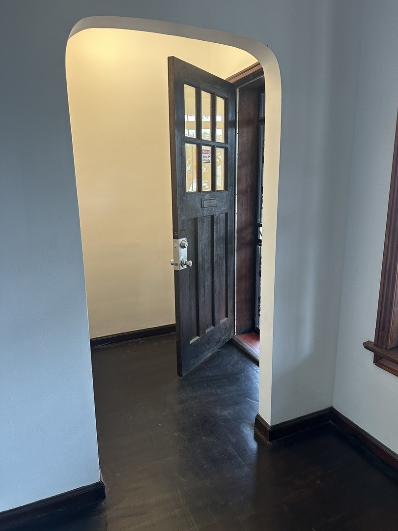 8634 South Carpenter Street Chicago IL 60620