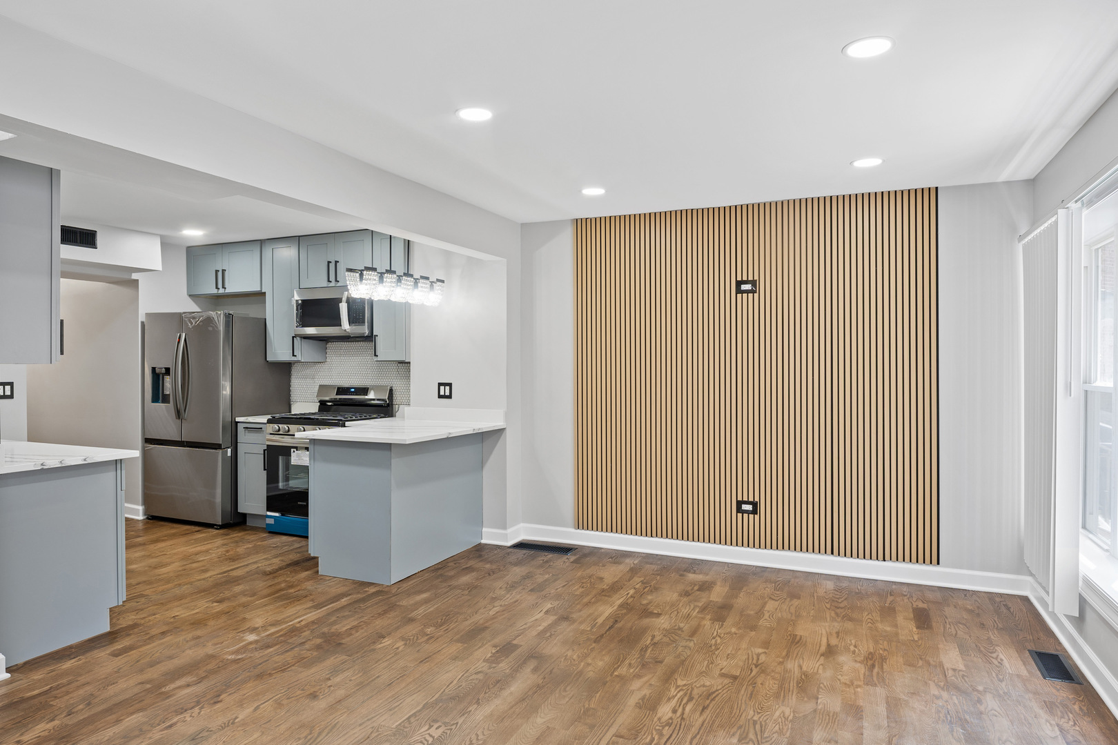 46 East 91st Street Chicago IL 60619