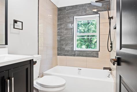 46 East 91st Street Chicago IL 60619