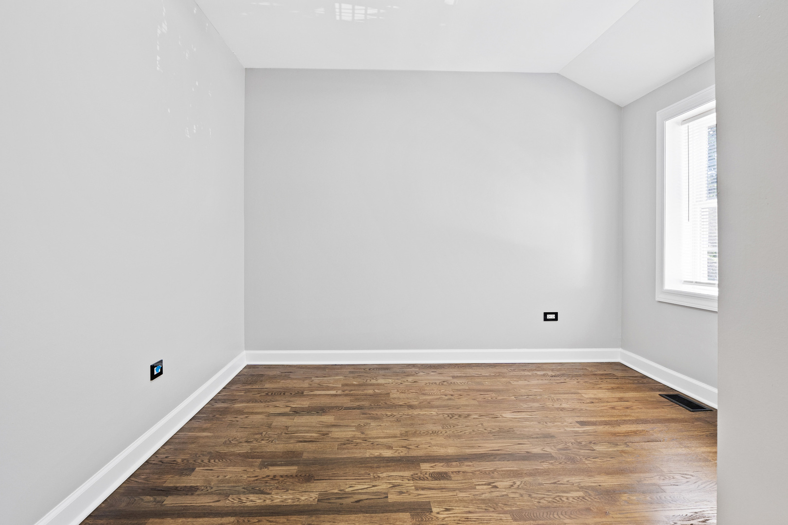 46 East 91st Street Chicago IL 60619
