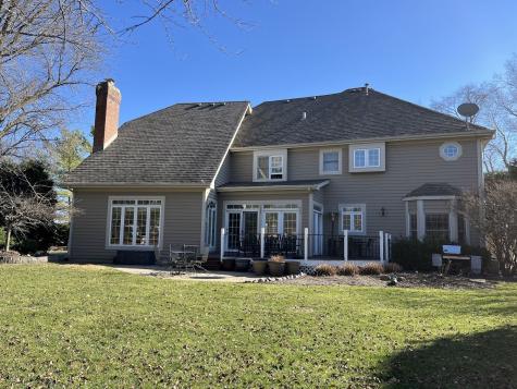 210 Persimmon Drive St. Charles IL 60174