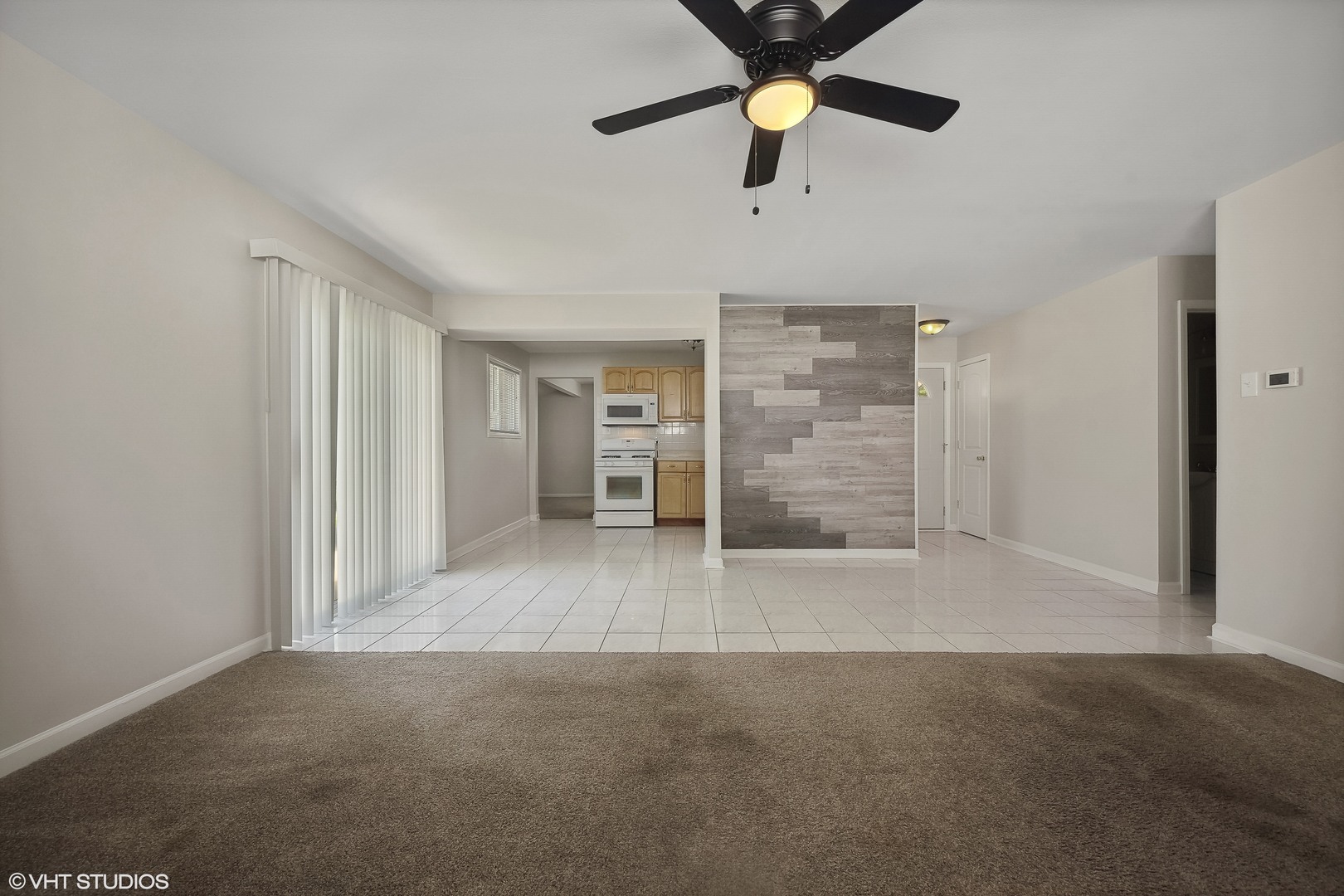 564 White Oak Road Bolingbrook IL 60440