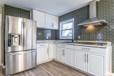 201 Oakwood Drive Shorewood IL 60404