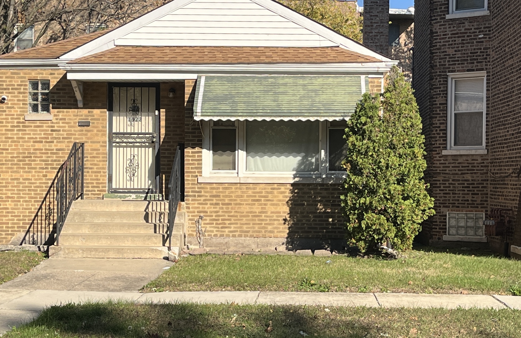 1122 East 81st Place Chicago IL 60619