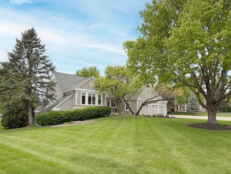 211 Ridge Lane Lake In The Hills IL 60156