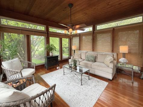 211 Ridge Lane Lake In The Hills IL 60156