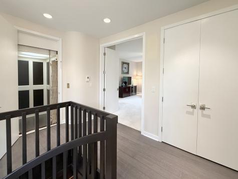 211 Ridge Lane Lake In The Hills IL 60156