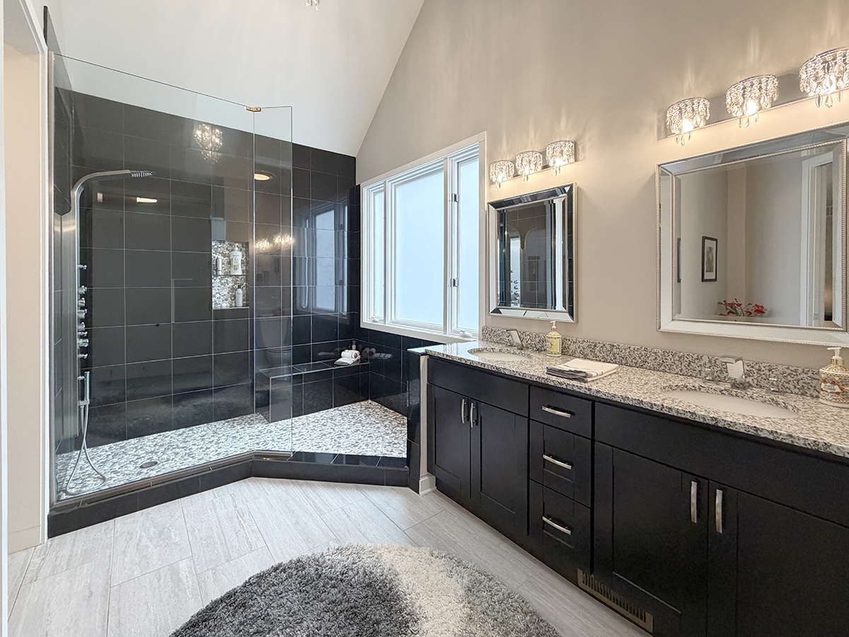 211 Ridge Lane Lake In The Hills IL 60156