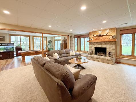 211 Ridge Lane Lake In The Hills IL 60156