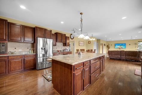 15 North Empress Drive Hawthorn Woods IL 60047