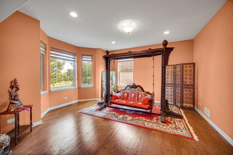 15 North Empress Drive Hawthorn Woods IL 60047