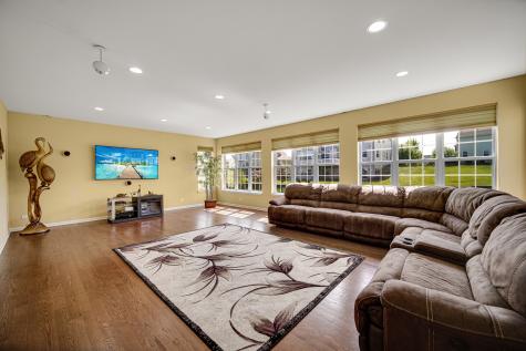 15 North Empress Drive Hawthorn Woods IL 60047