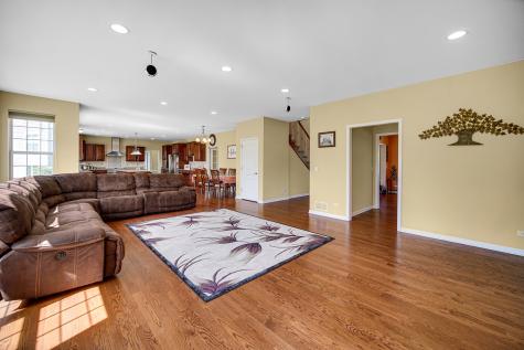 15 North Empress Drive Hawthorn Woods IL 60047