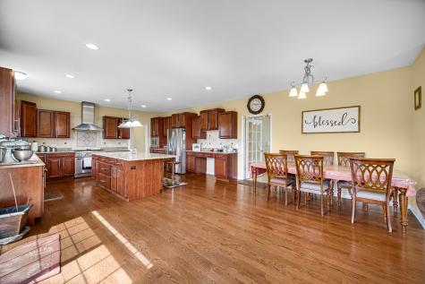 15 North Empress Drive Hawthorn Woods IL 60047
