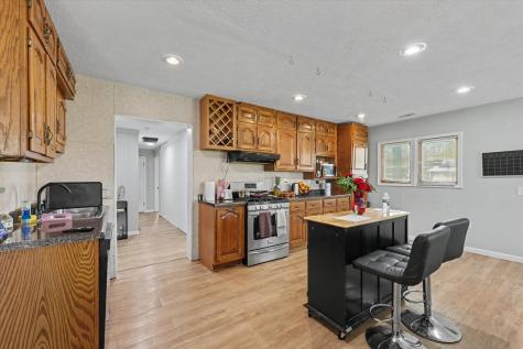 5555 Thrush Avenue Decatur IL 62521