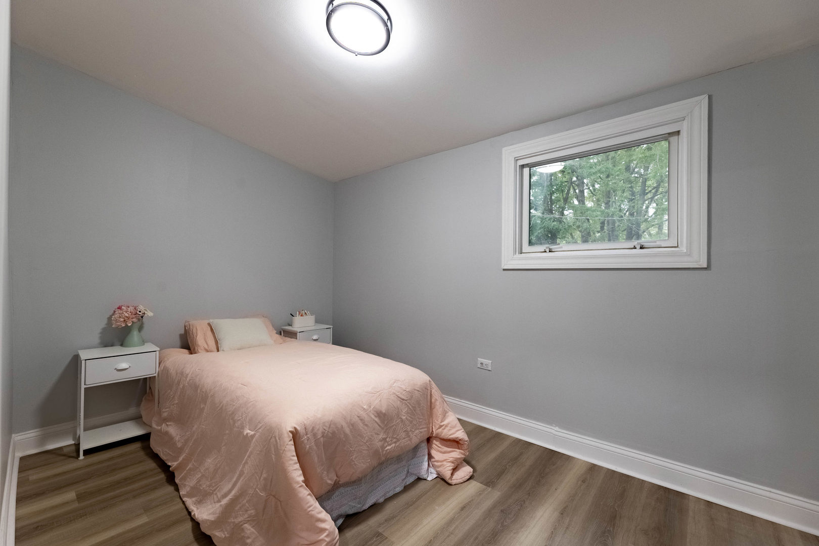 2048 West 70th Place Chicago IL 60636