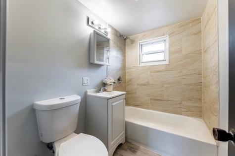 2048 West 70th Place Chicago IL 60636
