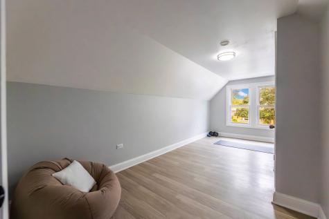 2048 West 70th Place Chicago IL 60636