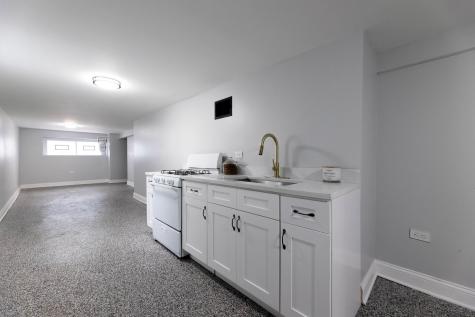 2048 West 70th Place Chicago IL 60636