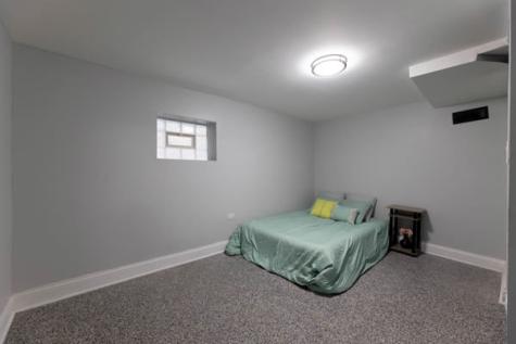 2048 West 70th Place Chicago IL 60636