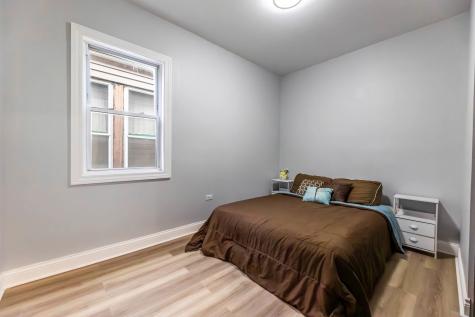 2048 West 70th Place Chicago IL 60636