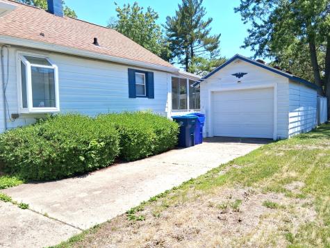619 Dewey Avenue Kewanee IL 61443