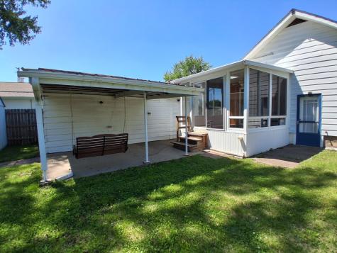 619 Dewey Avenue Kewanee IL 61443