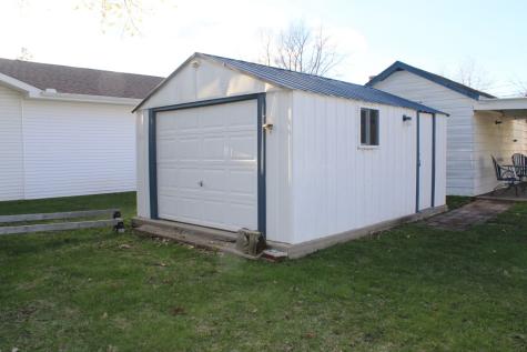 619 Dewey Avenue Kewanee IL 61443