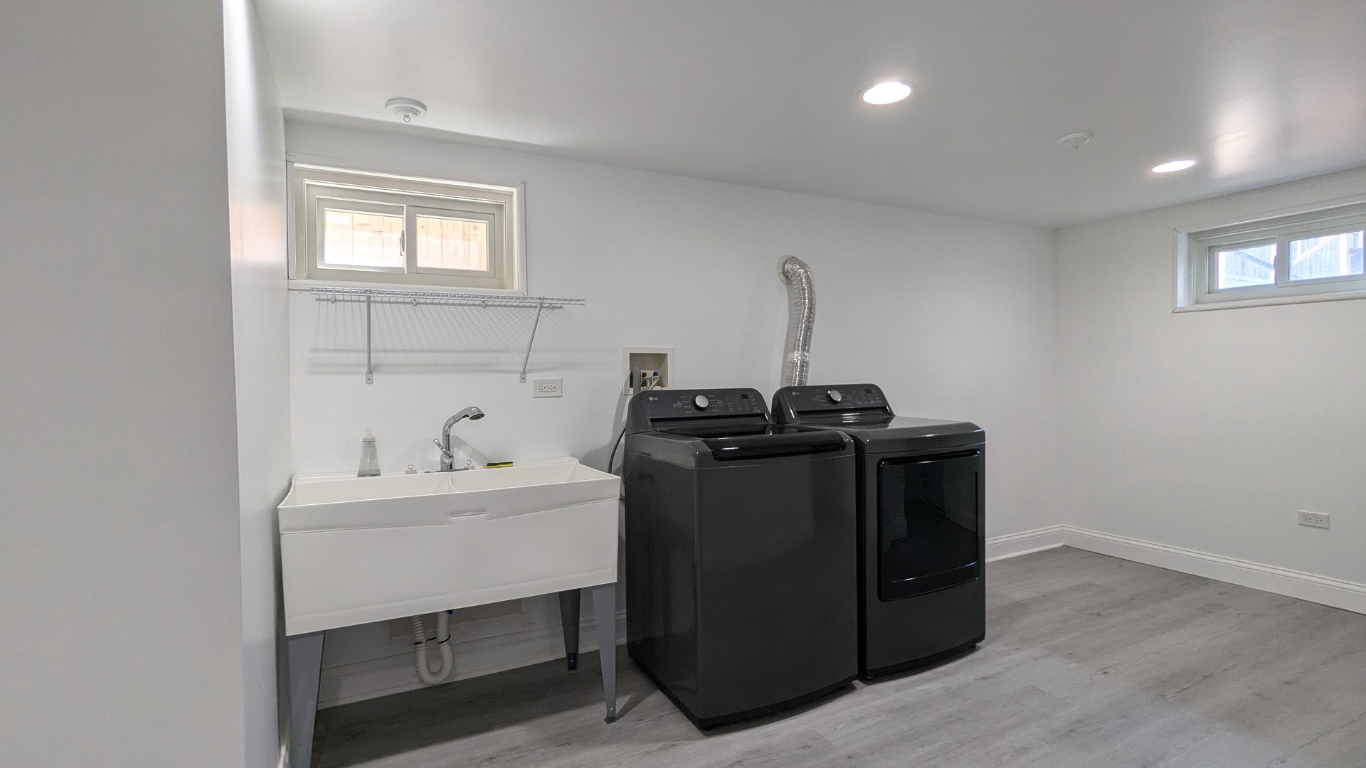 5452 North Natchez Avenue Chicago IL 60656