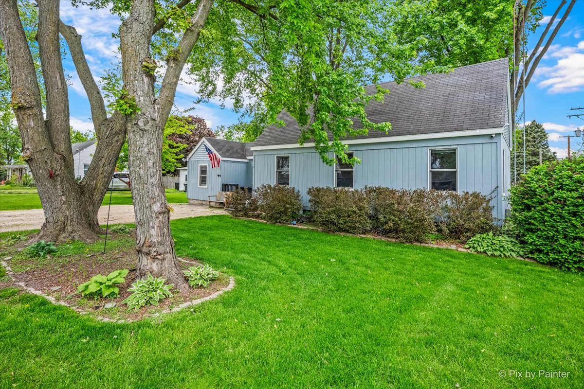 305 South Maple Street Waterman IL 60556