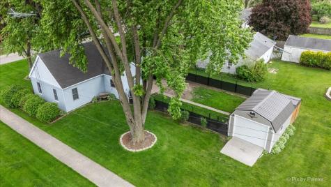 305 South Maple Street Waterman IL 60556