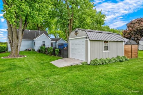 305 South Maple Street Waterman IL 60556