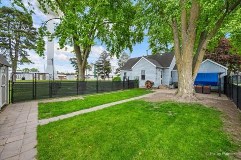 305 South Maple Street Waterman IL 60556