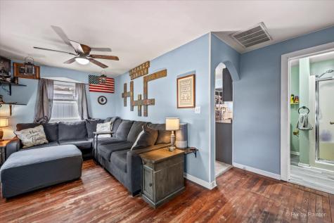 305 South Maple Street Waterman IL 60556