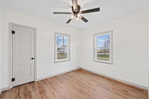 619 East 11th Street Gibson City IL 60936