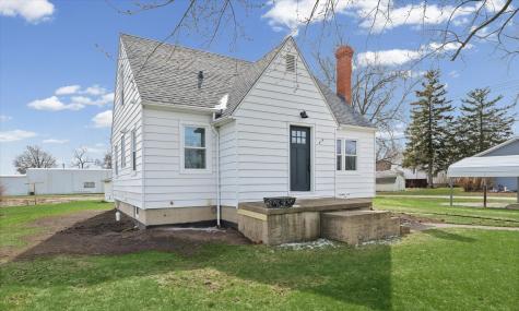 619 East 11th Street Gibson City IL 60936