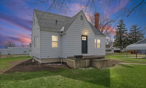 619 East 11th Street Gibson City IL 60936