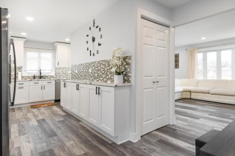 730 Skyline Drive Barrington IL 60010