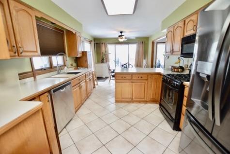 3321 North Bayview Lane Mchenry IL 60051