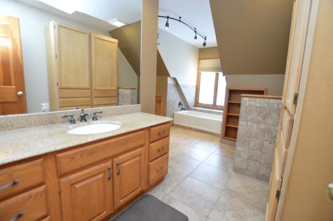 3321 North Bayview Lane Mchenry IL 60051