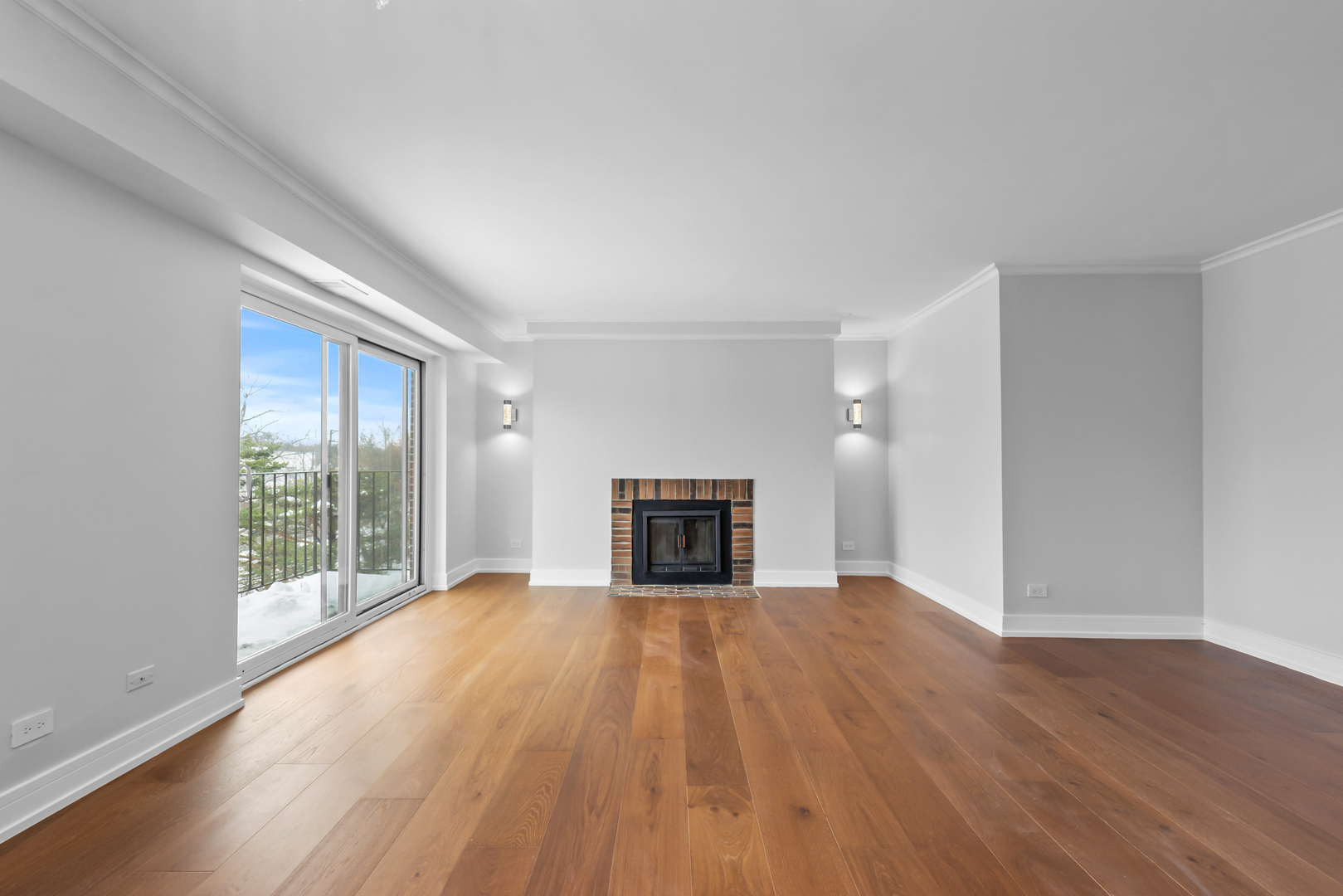 2086 Saint Johns Avenue Highland Park IL 60035