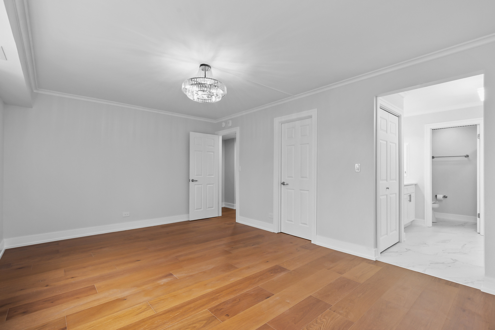 2086 Saint Johns Avenue Highland Park IL 60035