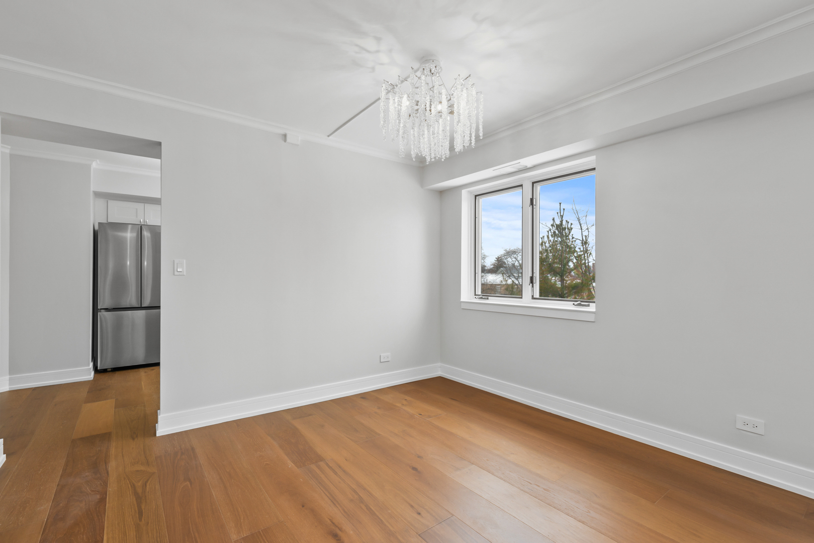 2086 Saint Johns Avenue Highland Park IL 60035