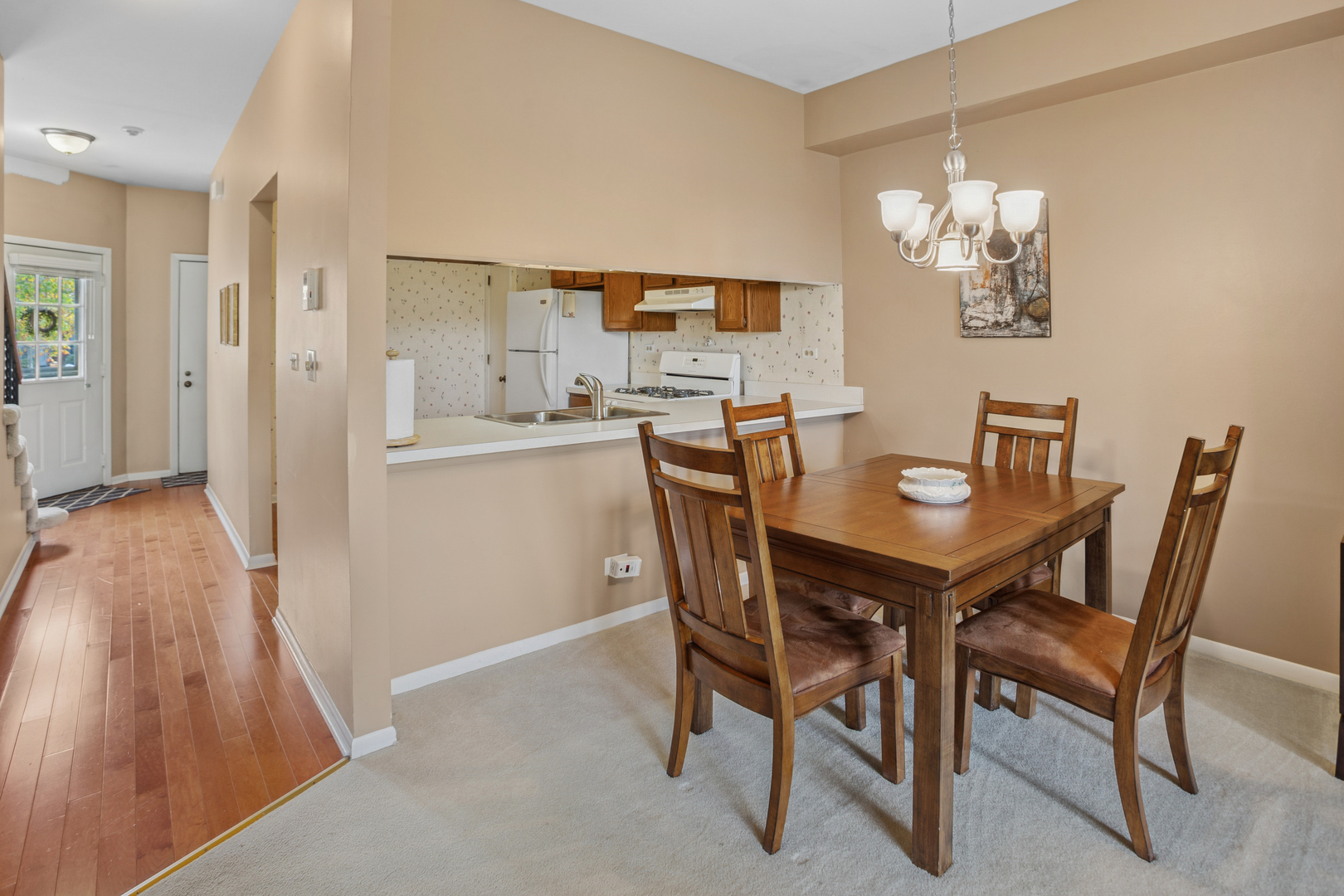 108 Golfview Drive Glendale Heights IL 60139