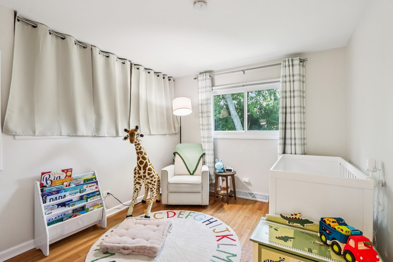 461 South Ardmore Terrace Addison IL 60101