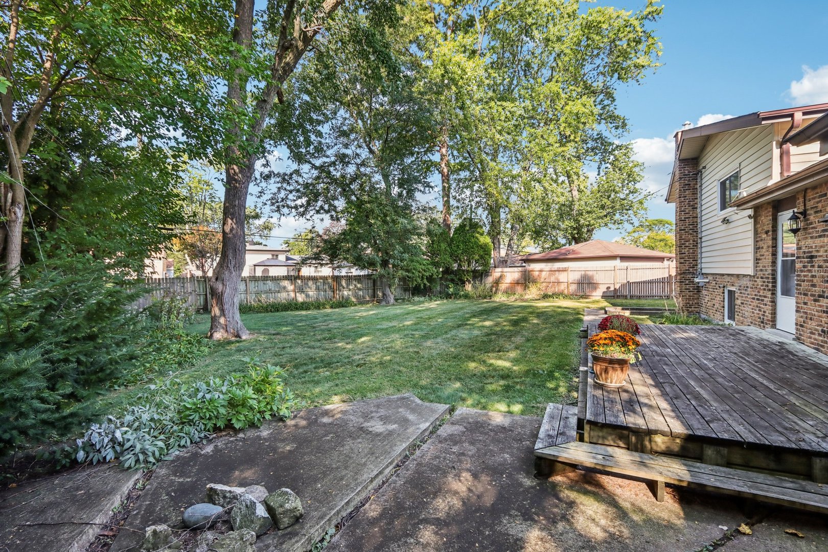 461 South Ardmore Terrace Addison IL 60101