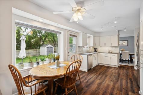 481 Sussex Court Buffalo Grove IL 60089